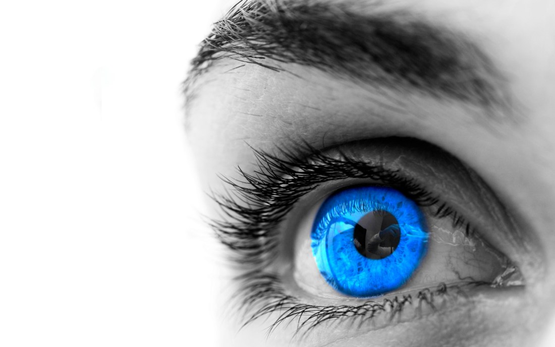 blaue-augen-hoeheres-alkoholsucht-risiko-healthexperts-net